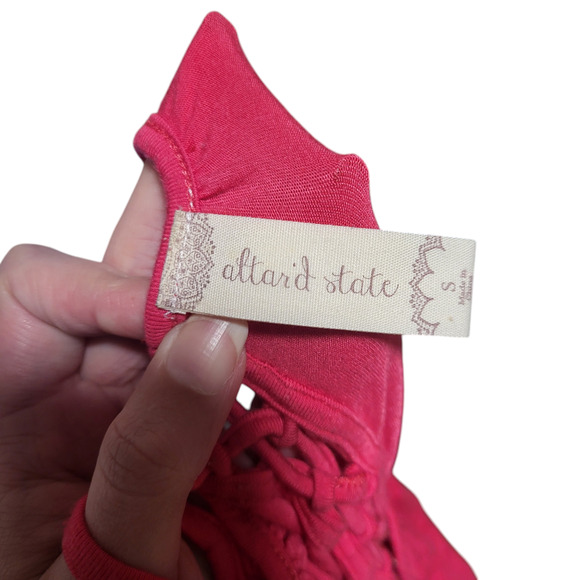 Hot pink altard state strappy sleeveless top, size small - Picture 5 of 5